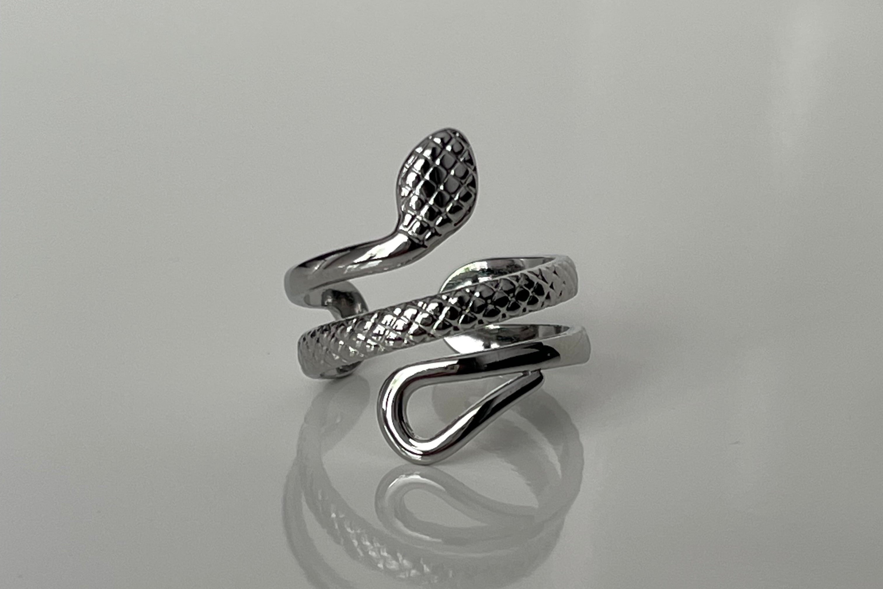 Serpent Ring (Adjustable)