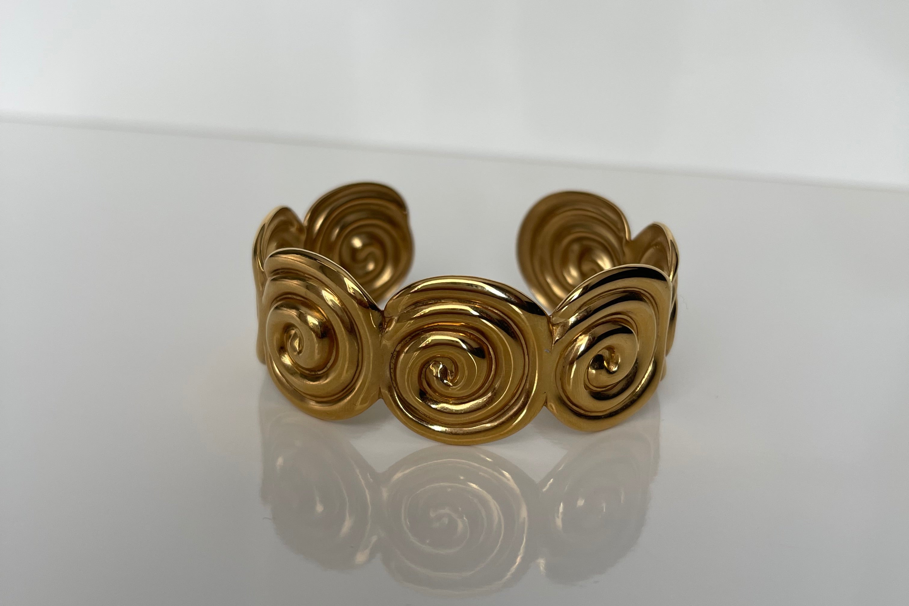 Swirl Bracelet (Adjustable)